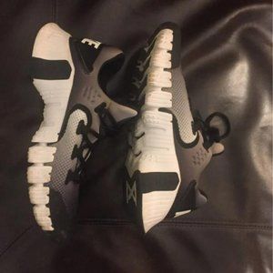 Nike Metcon 4 XD Cross training Shoe Size 8